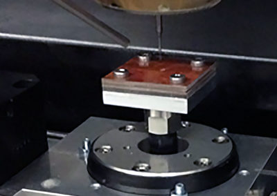 Mesures de couple de micro-perçage in-situ